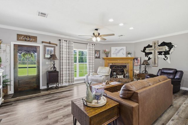 3529 Texas Eastern, Ragley, LA 70657