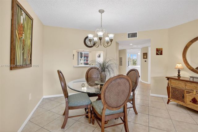 1651 SW 127th Ave 305A, Pembroke Pines, FL 33027