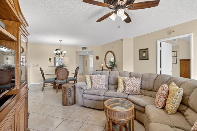 1651 SW 127th Ave 305A, Pembroke Pines, FL 33027