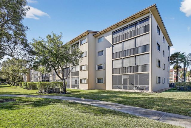 1651 SW 127th Ave 305A, Pembroke Pines, FL 33027