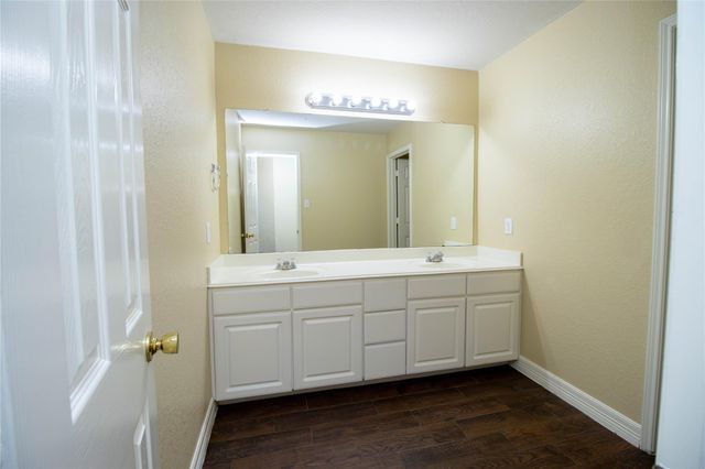 19219 Clevera Walk Lane, Houston, TX 77084