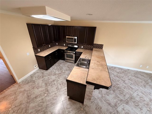 19219 Clevera Walk Lane, Houston, TX 77084