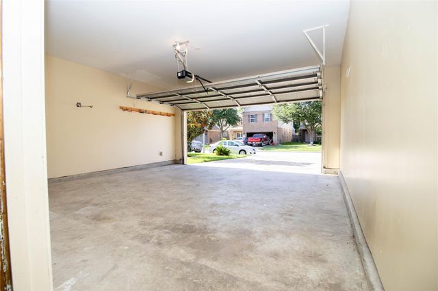 19219 Clevera Walk Lane, Houston, TX 77084