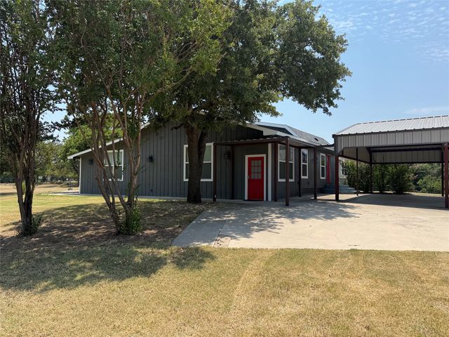 293 County Road 4773, Boyd, TX 76023