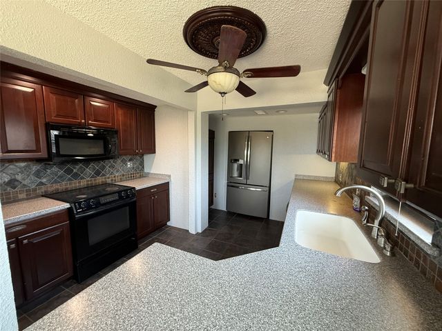 293 County Road 4773, Boyd, TX 76023