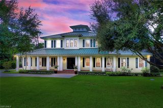 75 East AVE, Naples, FL 34108