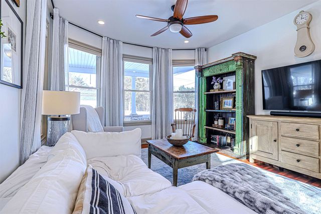 120 S Mast Street, Goffstown, NH 03045