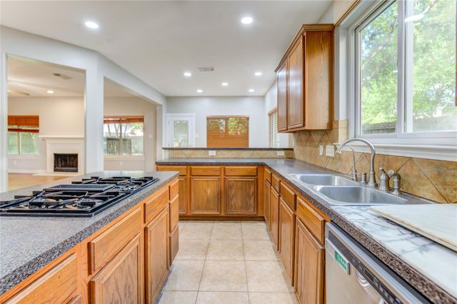 12207 Lakewood Glade Court, Cypress, TX 77429