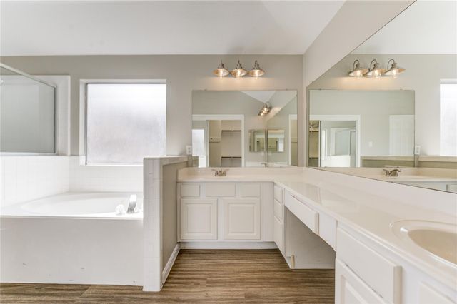 12207 Lakewood Glade Court, Cypress, TX 77429