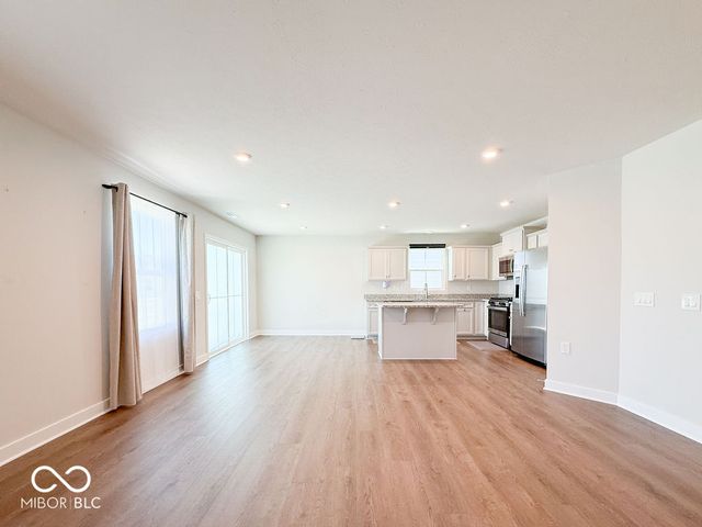 5950 Rancho Drive, Plainfield, IN 46168
