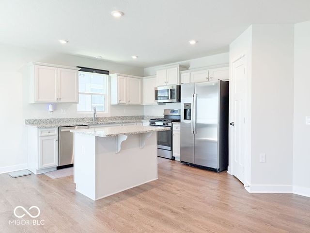 5950 Rancho Drive, Plainfield, IN 46168
