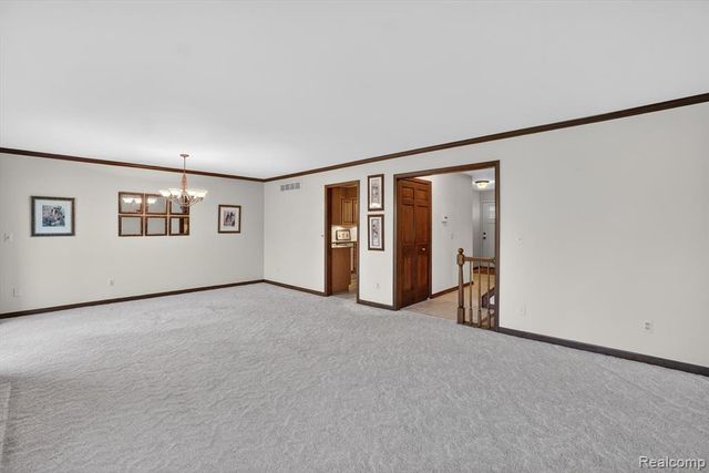 12342 Pinecrest Drive, Plymouth, MI 48170