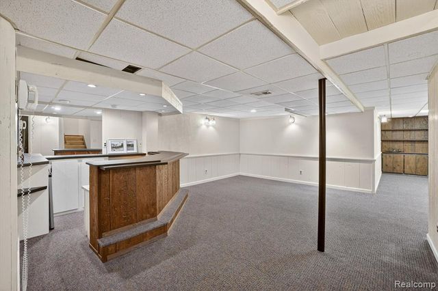 12342 Pinecrest Drive, Plymouth, MI 48170