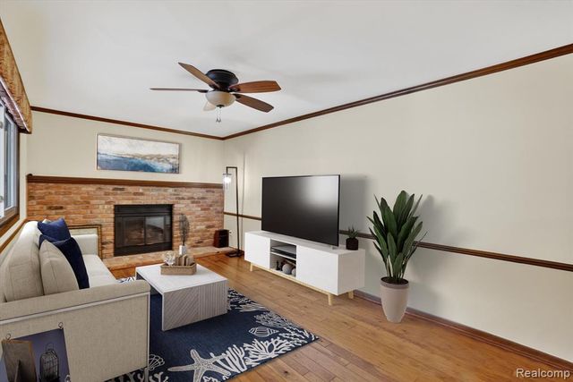 12342 Pinecrest Drive, Plymouth, MI 48170
