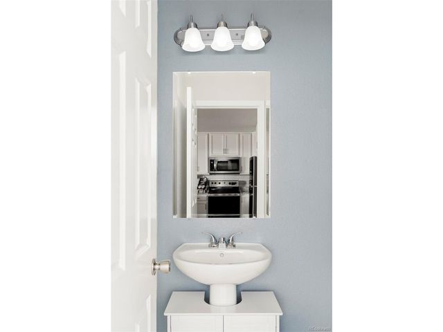 9777 E 56th Pl, Denver, CO 80238