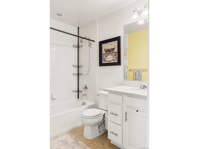 9777 E 56th Pl, Denver, CO 80238