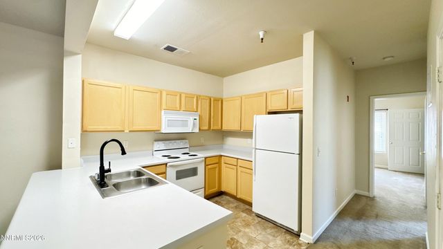 200 Talus Way APT 424, Reno, NV 89503