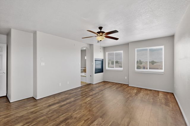 8020 Eliyah Court NW, Albuquerque, NM 87120