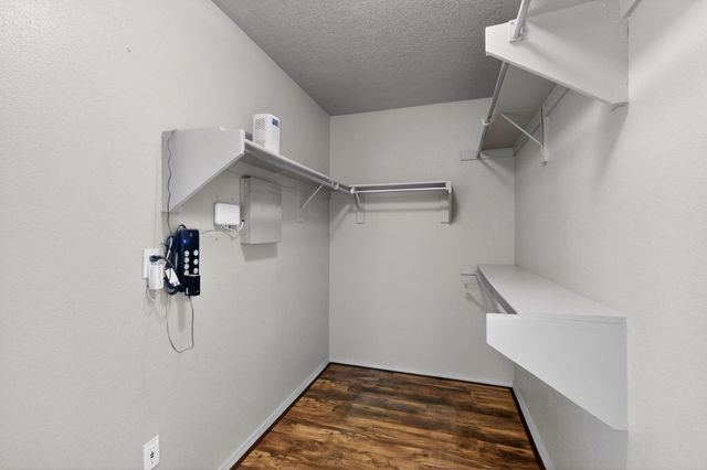8020 Eliyah Court NW, Albuquerque, NM 87120