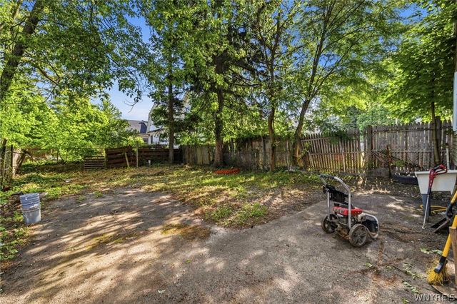 105 Sussex Street, Buffalo, NY 14215