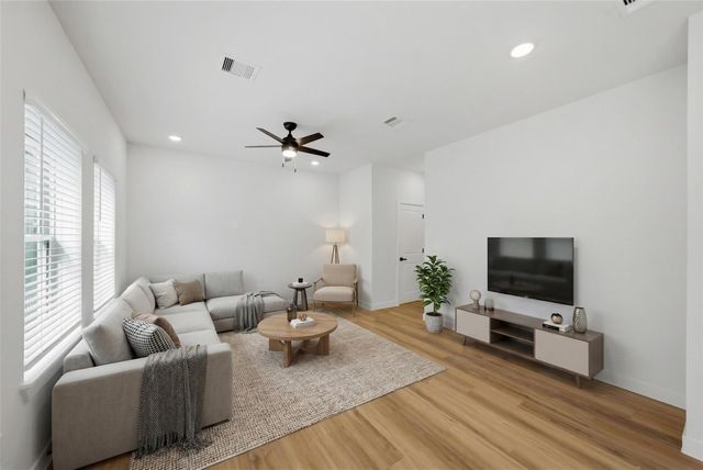 11617 Waldemar Drive, Houston, TX 77077