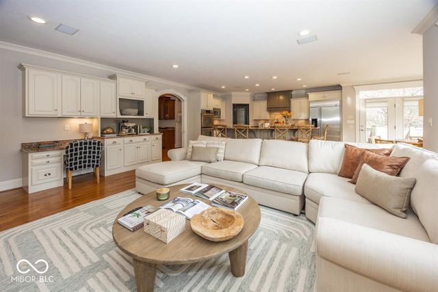 1861 Blore Heath, Carmel, IN 46032