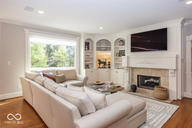 1861 Blore Heath, Carmel, IN 46032