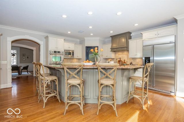 1861 Blore Heath, Carmel, IN 46032