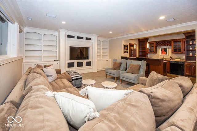 1861 Blore Heath, Carmel, IN 46032