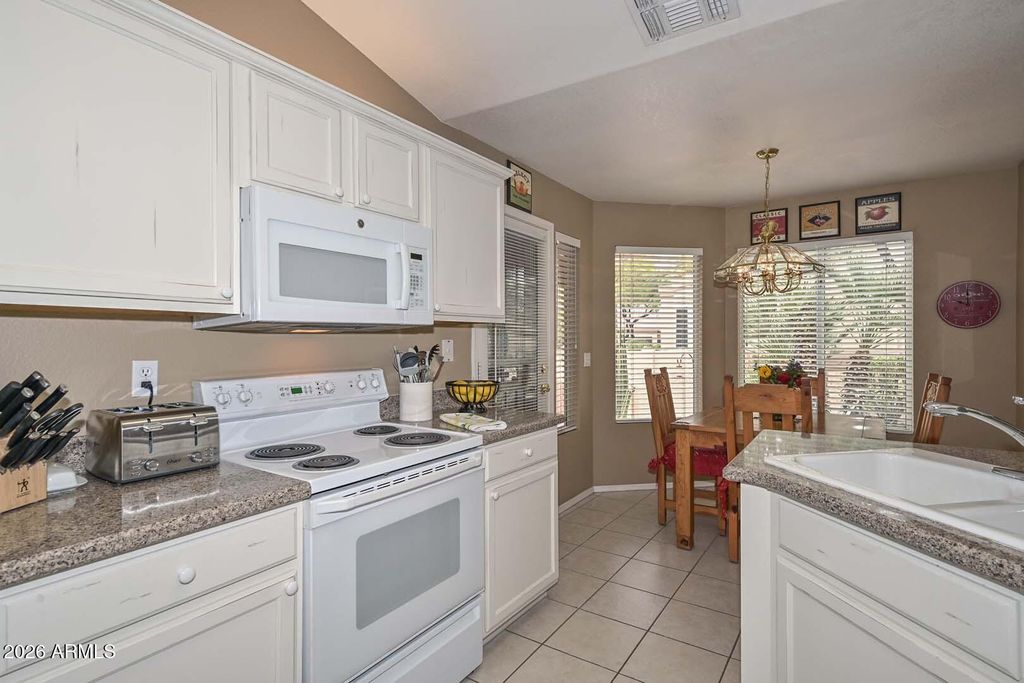 19524 N 83RD Lane, Peoria, AZ 85382 — photo 3