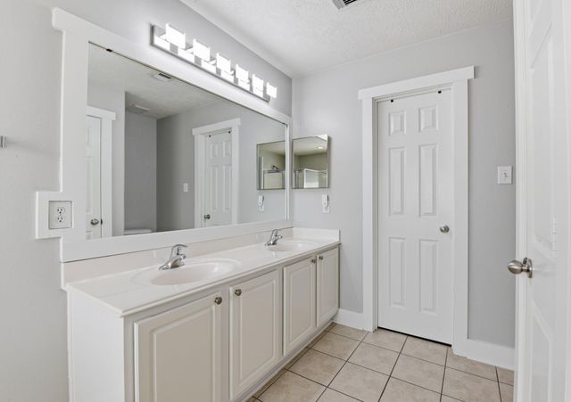 14343 Mirkwood Lane, Houston, TX 77014