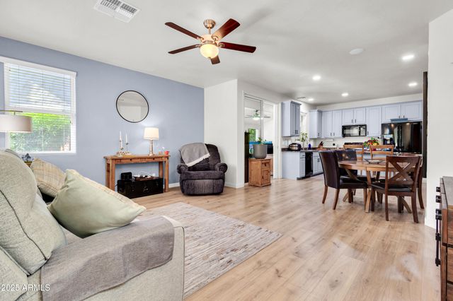 1639 S LARAMIE --, Mesa, AZ 85209