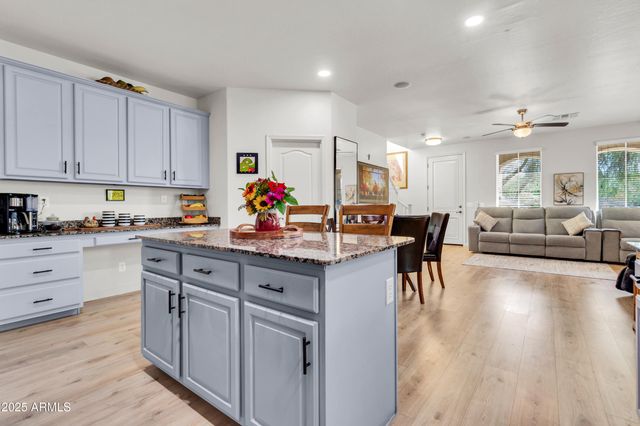 1639 S LARAMIE --, Mesa, AZ 85209