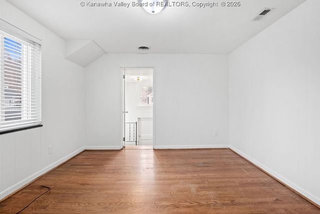 3914 Virginia Avenue Se, Charleston, WV 25304