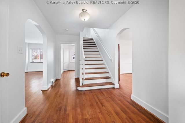 3914 Virginia Avenue Se, Charleston, WV 25304