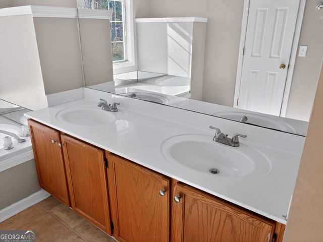 2589 Watercrest Court, Ellenwood, GA 30294