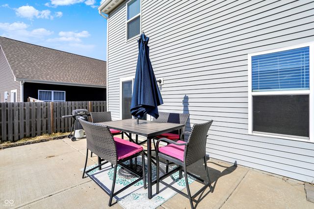 6645 Honeysuckle Way, Pendleton, IN 46064