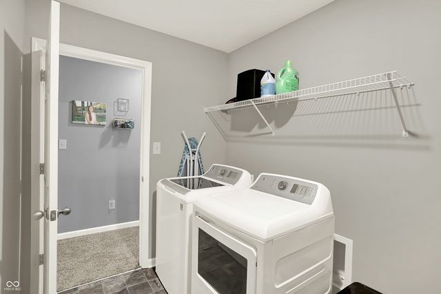 6645 Honeysuckle Way, Pendleton, IN 46064