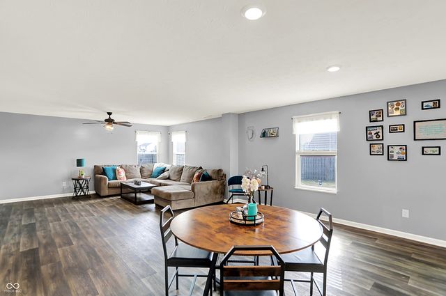 6645 Honeysuckle Way, Pendleton, IN 46064