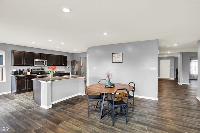 6645 Honeysuckle Way, Pendleton, IN 46064