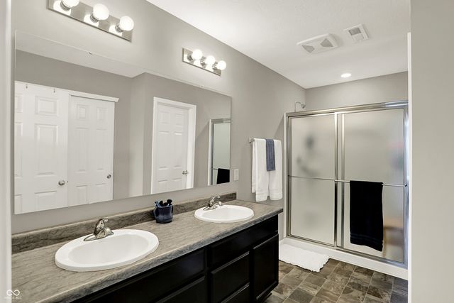 6645 Honeysuckle Way, Pendleton, IN 46064