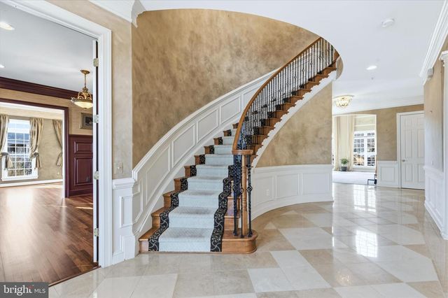 12600 HILL CREEK LN, Potomac, MD 20854