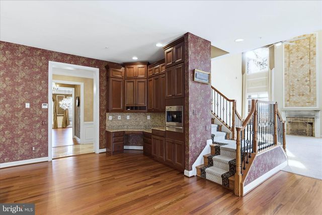 12600 HILL CREEK LN, Potomac, MD 20854