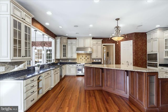 12600 HILL CREEK LN, Potomac, MD 20854