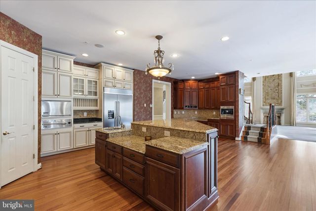 12600 HILL CREEK LN, Potomac, MD 20854