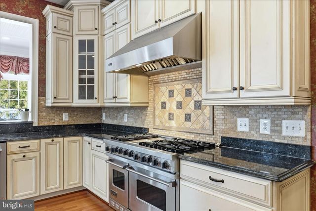 12600 HILL CREEK LN, Potomac, MD 20854