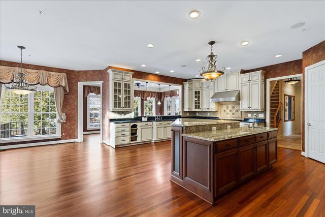 12600 HILL CREEK LN, Potomac, MD 20854