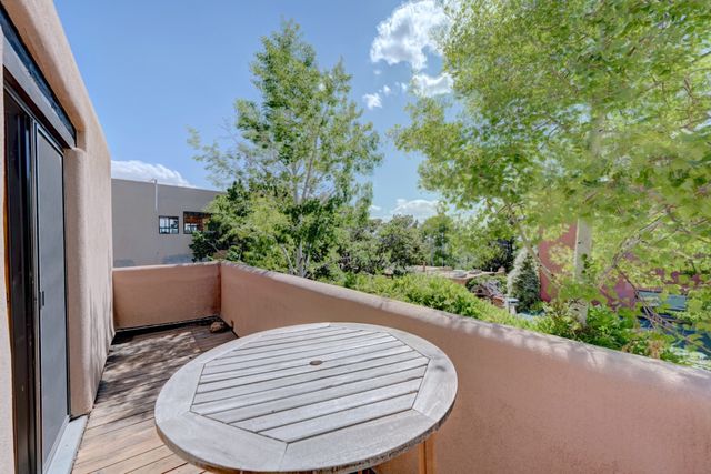 259 Montoya Circle 2, Santa Fe, NM 87501