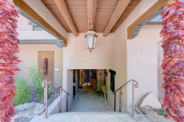 259 Montoya Circle 2, Santa Fe, NM 87501