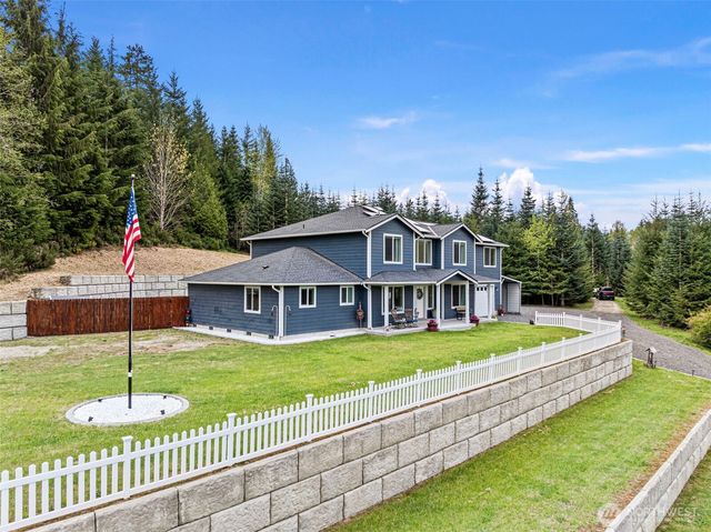 9611 W Belfair Valley Road, Bremerton, WA 98312